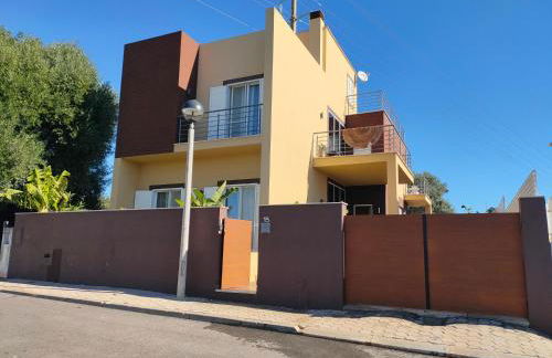 Vila a Algoz - Algarve Portugal - Foto 2