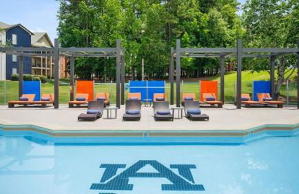 4 Bed 2 Bath, Dog Friendly, Pool, Walk to Stadium - Foto 5