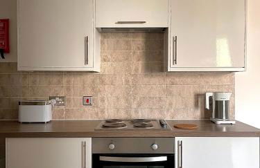 Central 2-bedroom apartment, Montrose - Photo 6