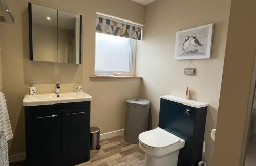 Loanside Lodge, Self-Catering, Holm, Orkney. - Photo 43