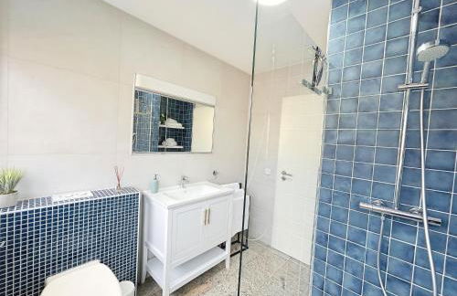 Basilisk Homes - in Grenzach-Wyhlen bei Basel - 4 x Moderne Fewos je 1bis2, 1bis4 oder 1bis6 Pers mit Küche und Balkon oder Terrasse - Parkplätze vorhanden - Foto 76