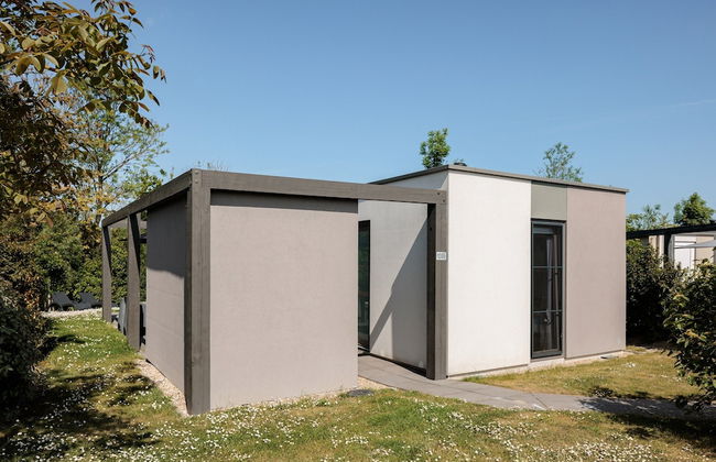 Modern Bungalow With two Bathrooms, Near the Beach - Photo 1