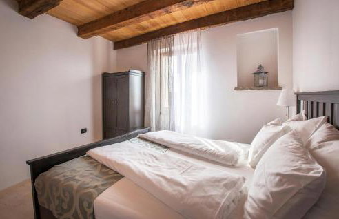 Stunning Apartment In Oprtalj With Wifi - Foto 9