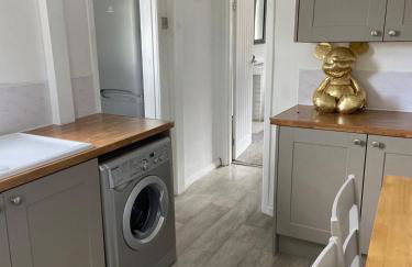 Mauds House- 3 Bed & 2 bath with Double drive - Foto 11