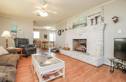 Spacious Home with Waterfront View-Welcome Pets - Foto 2