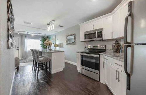 Chic pad in center of Seminole Heights-322 - Foto 7