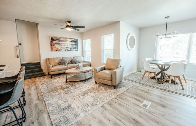 Spacious Cozy 6BR for 14- Lgbtq Friendly 2260 - Photo 8