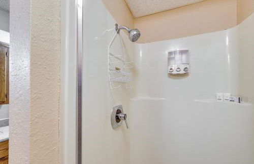 Hot Tub at Mountain-View Ozarks Retreat! - Foto 24