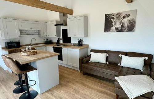 Apple Store- Countryside Apartment - Photo 7