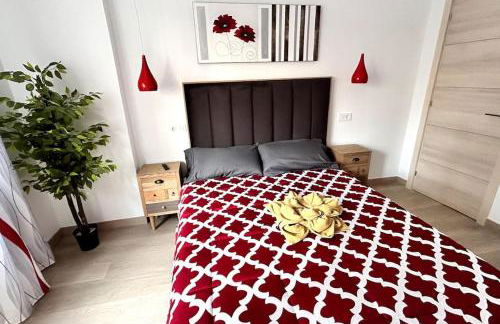 LUJO Parking, Proyector, Maquinita y Patinetes - Foto 28