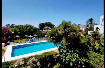 Fabuloso y amplio Duplex en Urb Jardines de Sotogrande - Foto 2