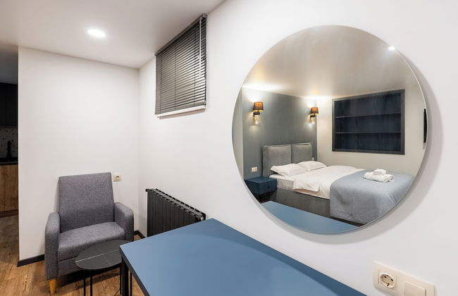 Stones Throw Apartments - Photo 34