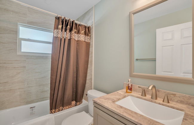 Private Cozy Sarasota Home 3 Bedroom Home by RedAwning - Foto 33