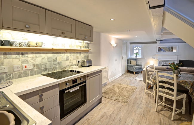 Holiday Cottages and North Star Apartment - Photo 28