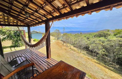 Chalés Vila Real - Tranquilidade na Serra de Carrancas - Piscina com uma vista espetacular do Pôr do Sol - Foto 26