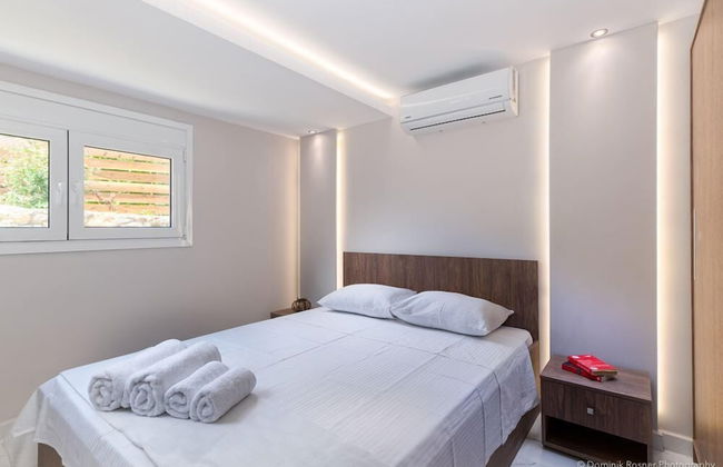 Seashore Stream Suites - Photo 2