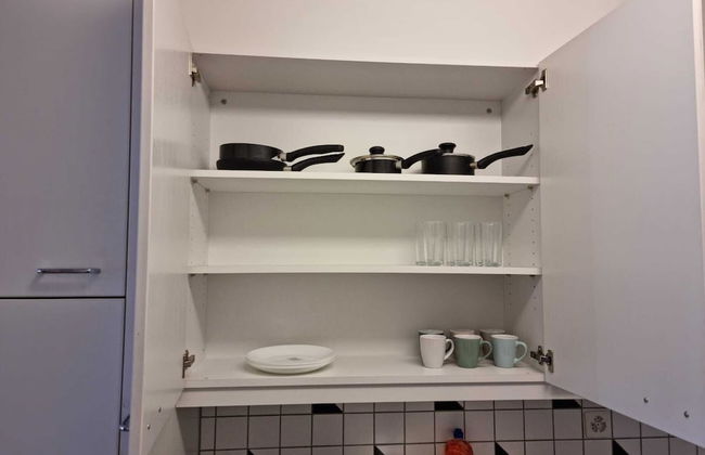 Entire Flat Close to Airport, Train, Center for 7 - Foto 18