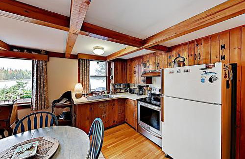 Noonie's Nest Waterfront Cottage on Mount Desert Isle - Foto 11