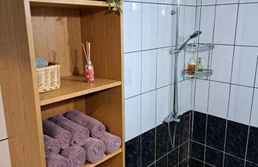 Billie's guest house - Photo 17