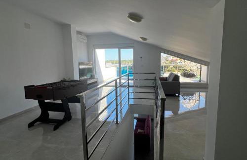 SeaScape Deluxe Residence - Photo 18