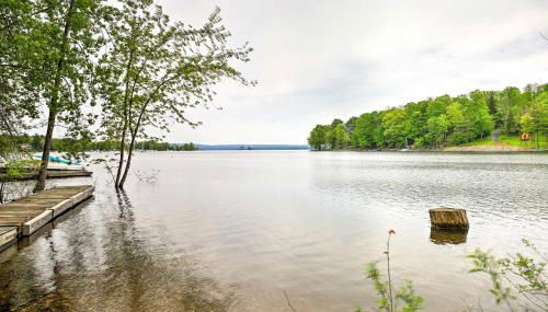Mayfield Home with Private Dock on Lake Sacandaga! - Foto 3