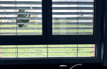 Lakefront View Entire Apartment with 2 bedrooms, 2 full bathrooms & Balcony Waterview - Foto 54