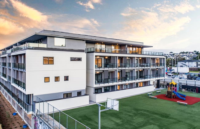 Sunrise Garden Suites - Photo 46