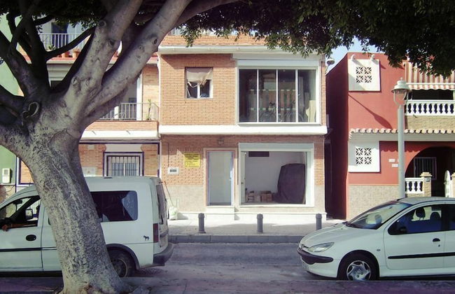 Beachfront House - Photo 25