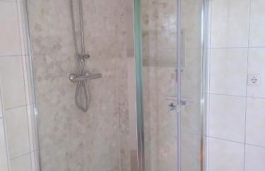 Komfortable Ferienwohnung "Vier Linden", ruhige dörfliche Lage, 20 min zur Küste - Foto 9