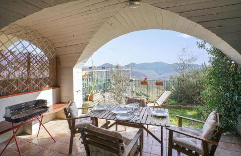 3 Bedroom Nice Home In Tavarone - Foto 1