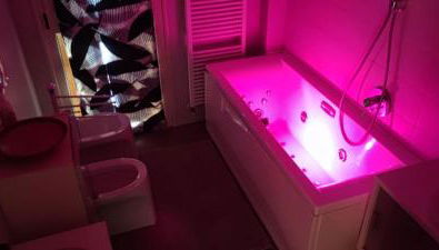 GLAMOUR HOUSE, Comoda a tutti i servizi - Foto 3