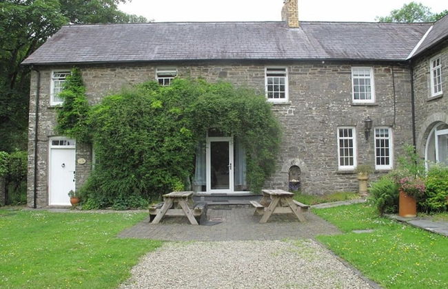 Lovely 7-bed Apartment in Llandysul - Photo 11