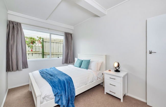 Kingsland Contemporary 2BR with Carpark - Photo 5