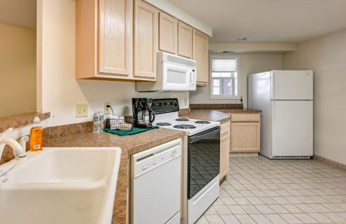 Shared Hot Tub Access! Gem 4 Mi to Dtwn Caseville - Photo 2