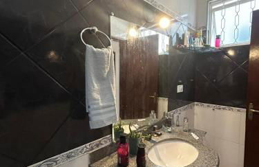 Casa aconchegante no caminho da fé, perto do lago - Foto 10