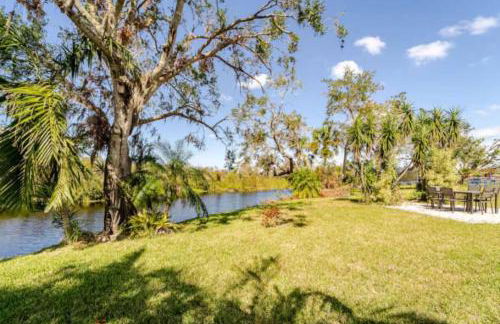 Relaxing Pool Side - Near Fairgrounds - Foto 34