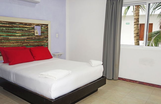 El Fuerte Beach Resort - Photo 25