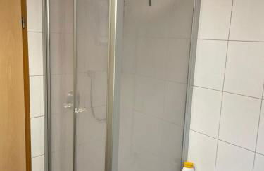 Appartio - Gästehaus "Dorfblick" - komfortable Ferienwohnungen mit Küche und Waschmaschine - Foto 8