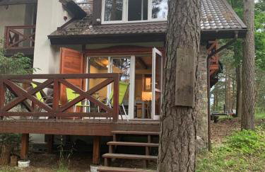 Domek wypoczynkowy w lesie nad jeziorem - Foto 3