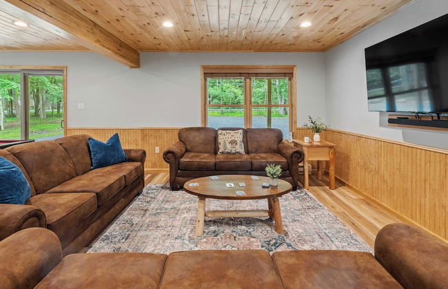 Bluejay Getaway by Avantstay Walk to Lake 7bdr, Hot Tub, Pool Table - Foto 19