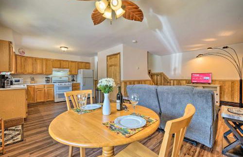 Bolton Landing Winter Escape Walk to Lake! - Foto 1