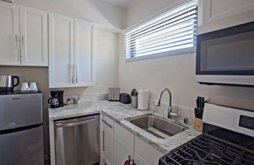Spacious 500 sqft Studio with Balboa Park View - Foto 16