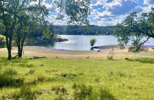 Secluded Safari Tent Situated in Rural Western El Dorado County Overlooking Majestic Folsom Lake, Northern California - Foto 19