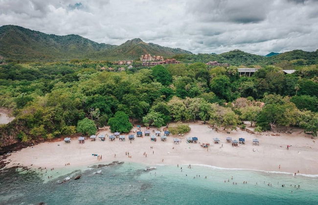 Recently Renovated Luxury Condo with Resort-Style Beach Club Access and Ocean Views - Photo 33