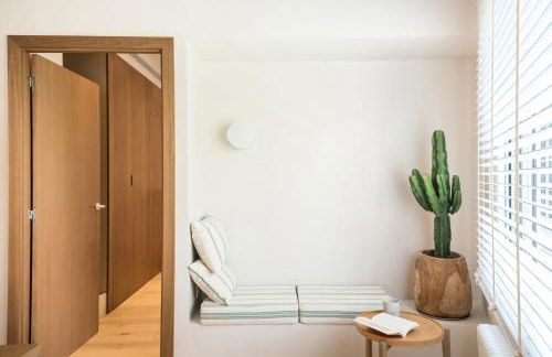 Mediterranean Retreat with 4-Bedroom, 3-Bath Apartment in Barcelona - Foto 25