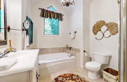 Mountain Home Dog-Friendly Getaway - Foto 14