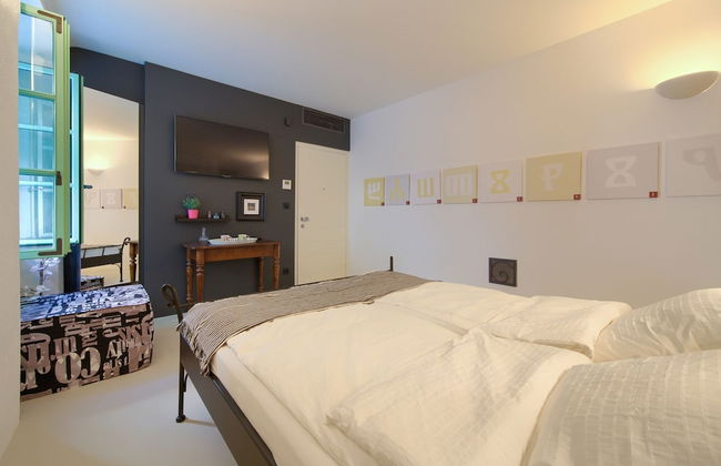 Vibrant and Elegant Downtown Krk Apartments - Photo 8