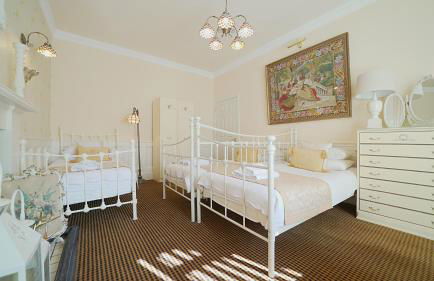 The Old Tramhouse Self Catering Traditional Charming Apartments Located In The Heart Of Historic Stirling For Short-Long Stays In Stirling For Tourism & Events & Contractor Base Stays For Central Belt Area & Open To Book All Year Round - Photo 37