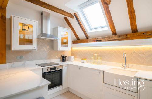 Stable Annex Bisham - Vibrant 1 Bed With Parking - Photo 10