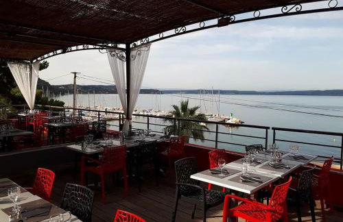 Un Petit Coin de Provence - Istres - Maison Contemporaine Avec Piscine Privée Chauffée, Entre Plages Et Provence, Borne 11 kW - Foto 60